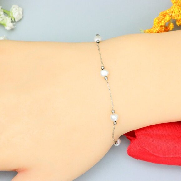 "Elegant & Trendy Bracelet, A Perfect Gift for Women, Thoughtful, EVCH1149 - Picture 6 of 10